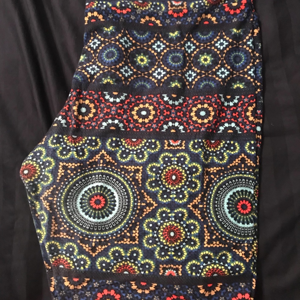 Lularoe TC medallion leggings